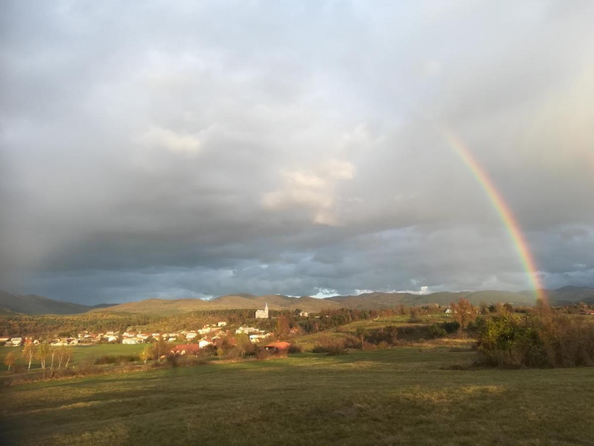 Pension Na Meji Pivka Esterno foto